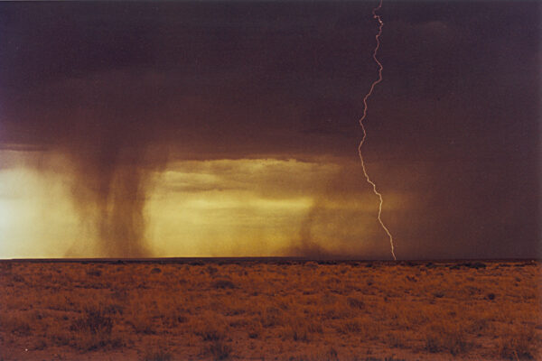 Desert Storm, photograph, lightening, toranado gustnado, micro burst